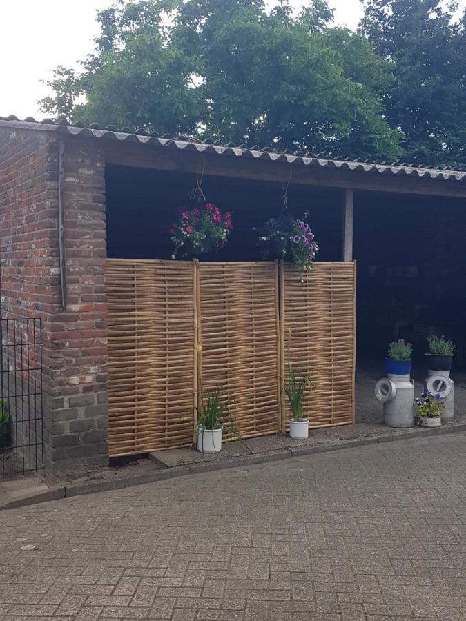 Op Ut Schoor Apartamento Sint-Oedenrode Exterior foto