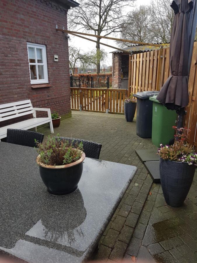 Op Ut Schoor Apartamento Sint-Oedenrode Exterior foto
